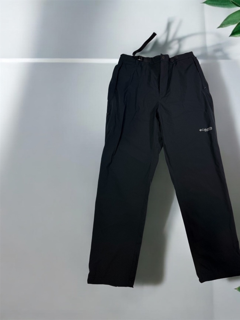 Columbia Titanium Women's Black Hiking Pants Size 36 Regular Outdoor Trekking